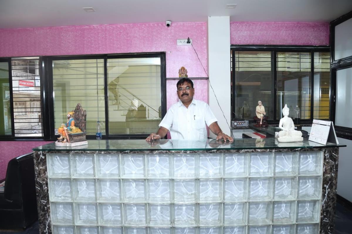 Hotel Kewal Inn Jalgaon Ngoại thất bức ảnh